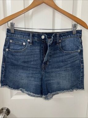 GAP Denim Jean Shorts in Dark Blue with Frayed Hem